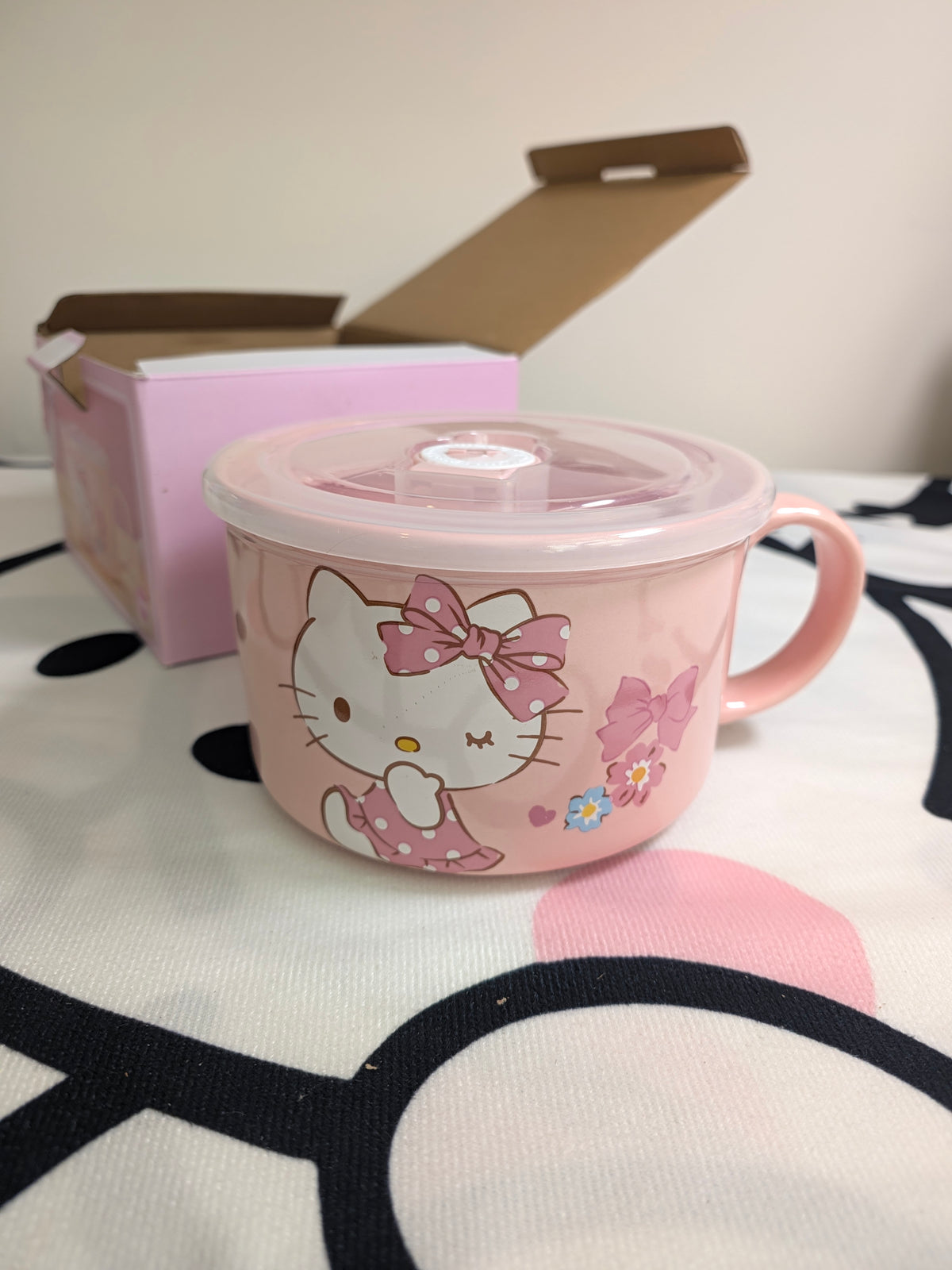 Hello kitty Bowl Licensed
