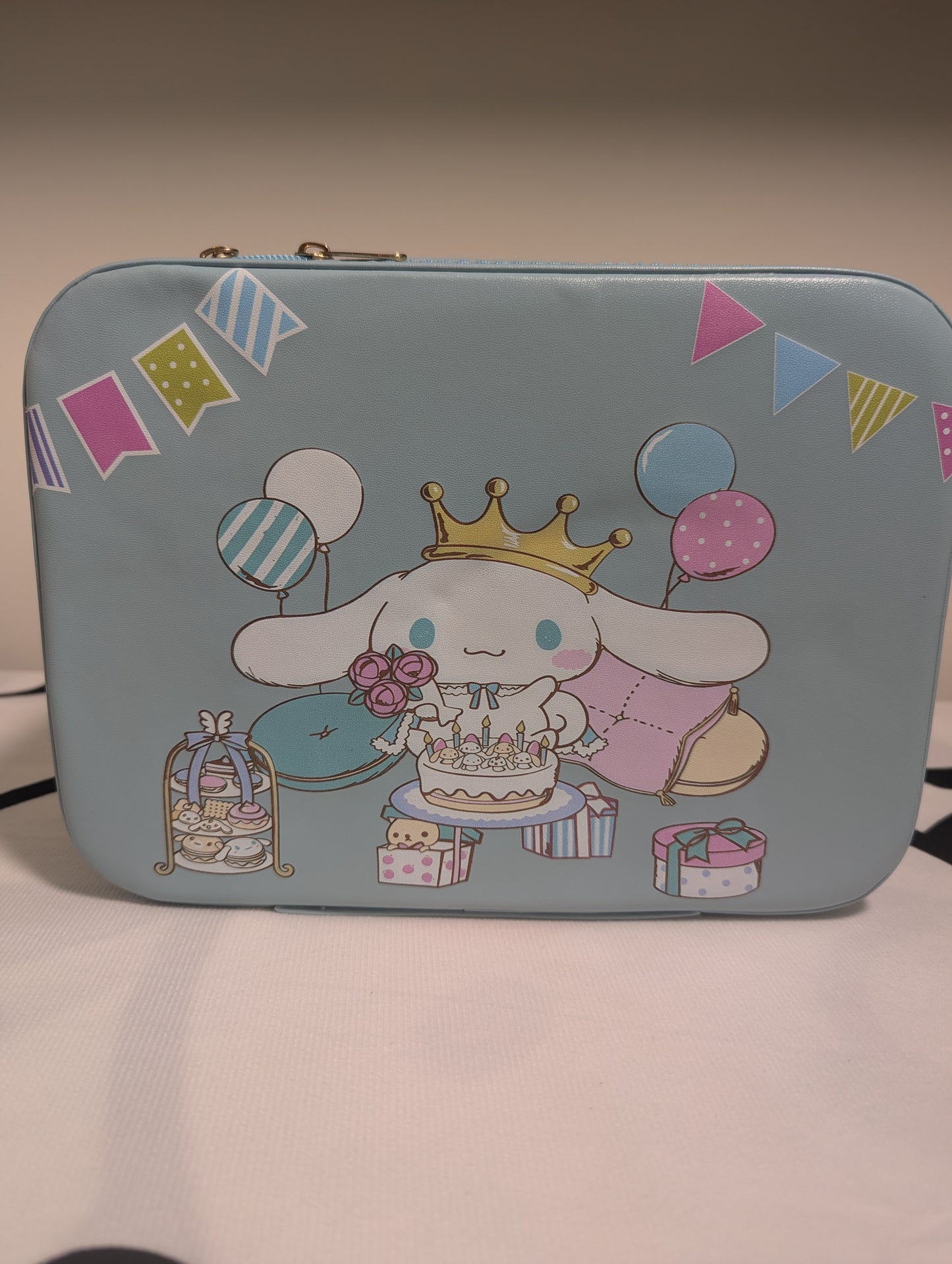 Cinna Makeup Case