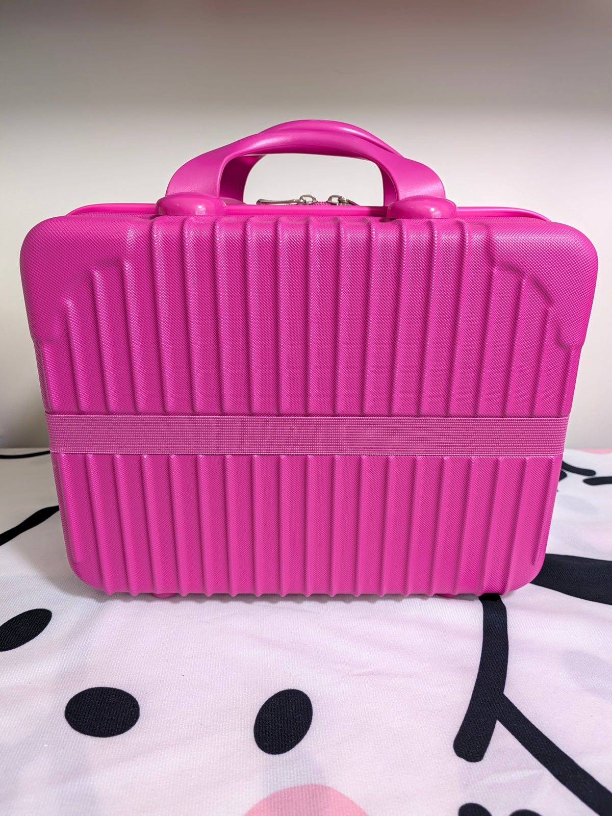 Usahana Suitcase